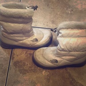 Women North Face Snow Boots